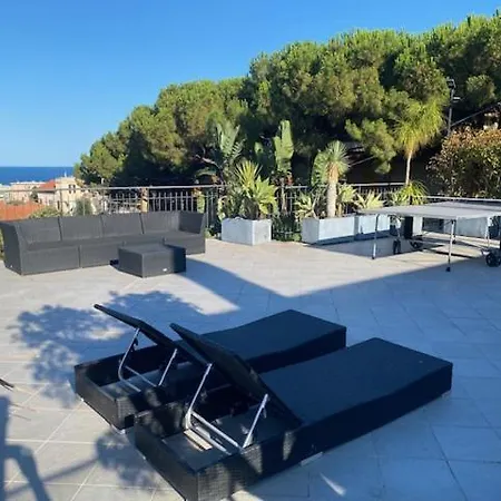 Philhouse, Jacuzzi Seaview & Bbq Lägenhet