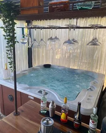 Philhouse, Jacuzzi Seaview & Bbq San Remo